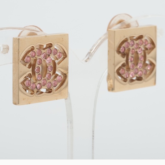 Chanel Gold and pink Clip on Earrings - Picture 2 of 4